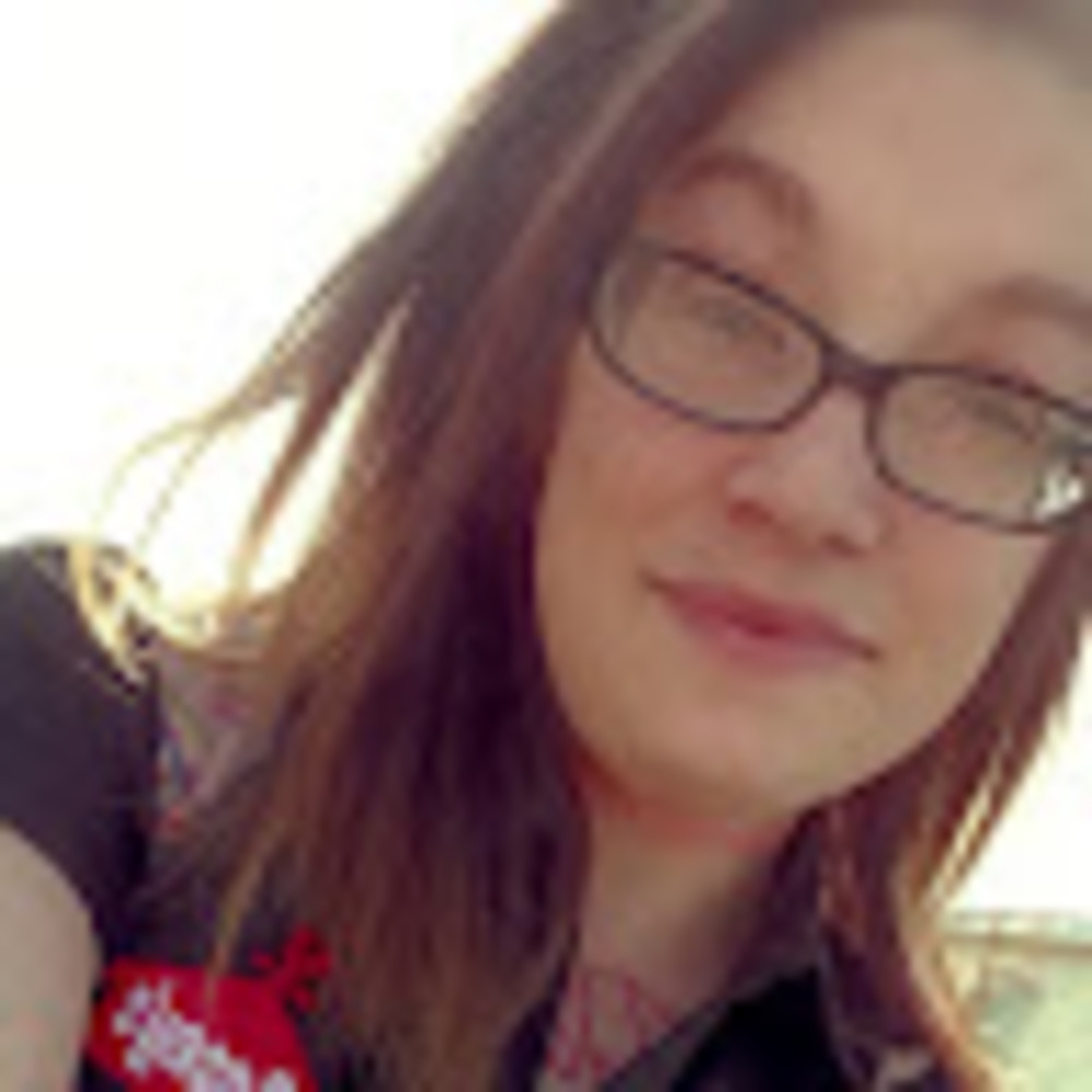 Meet your Posher, Cassie